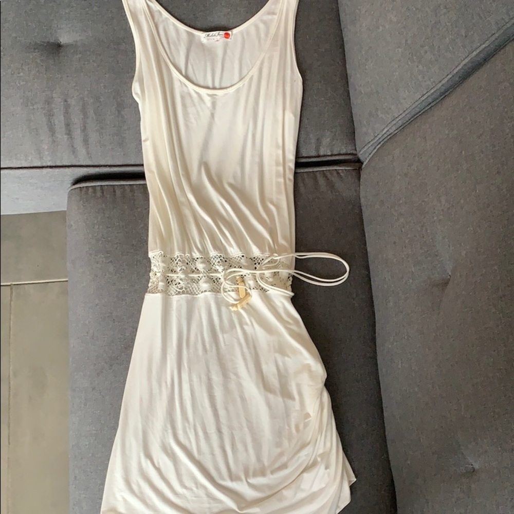 White dress with mess waist